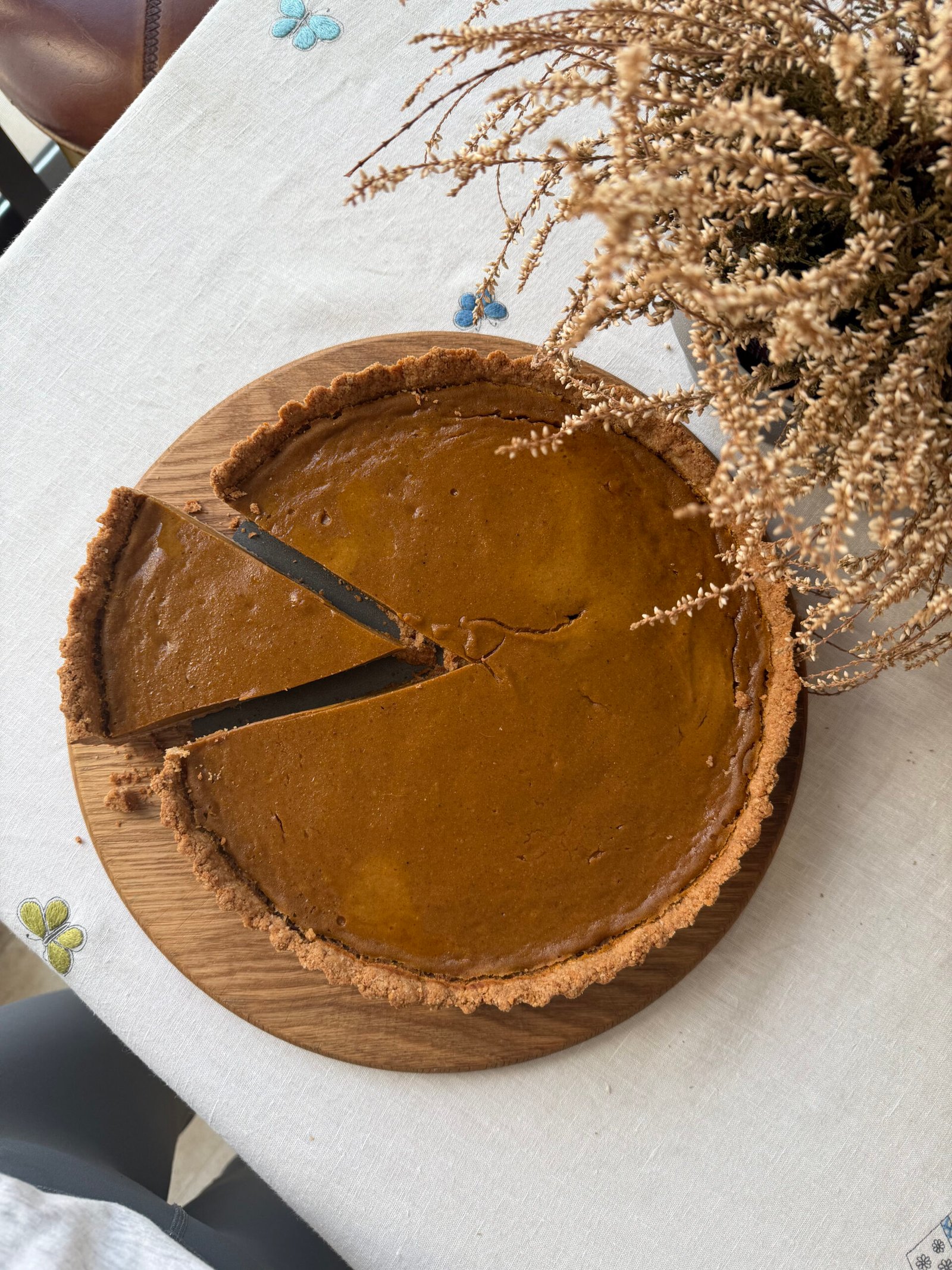 Butternut Squash Pie with Oat Crust